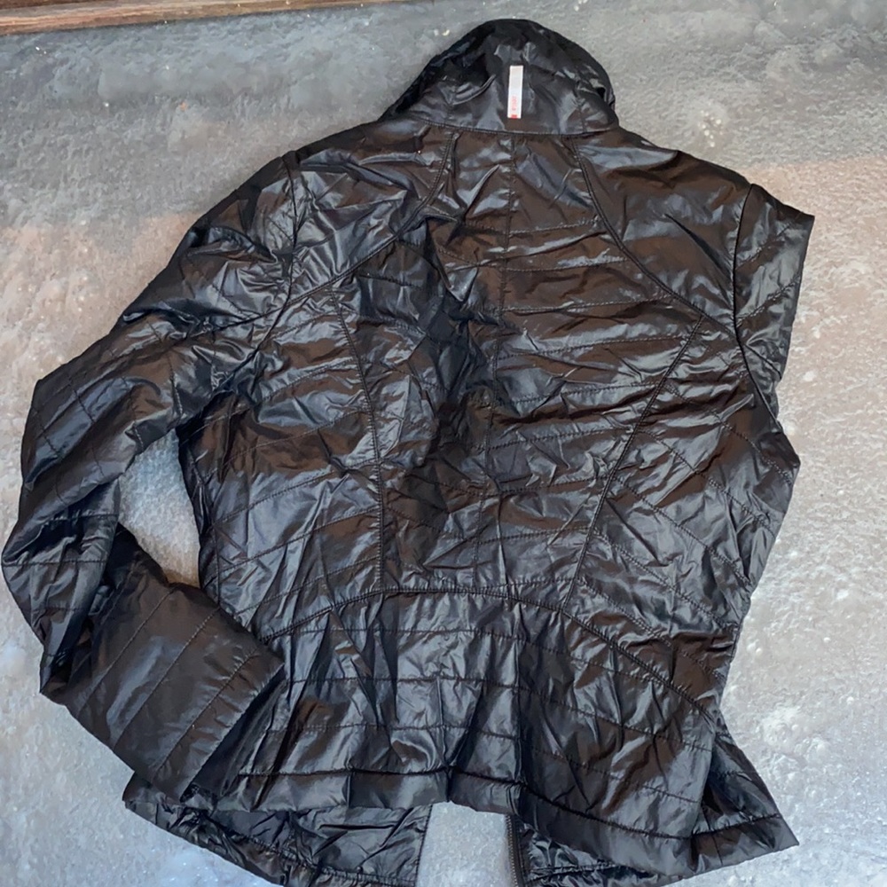 Jacket - Picture 4 of 4